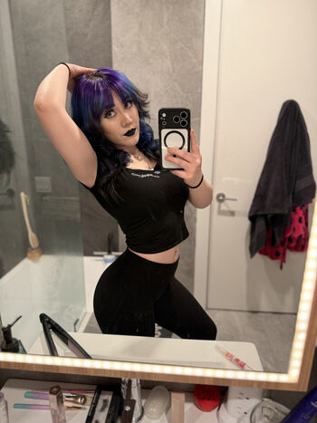 Full leaked Swaggycucumber private onlyfans photo