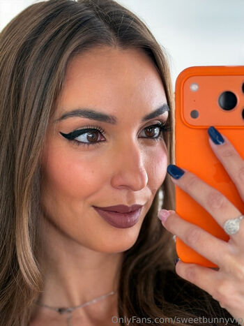 Full leaked Sweet buuny private onlyfans photo