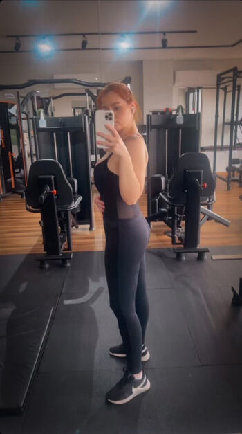 Full leaked Sweet girl private onlyfans photo