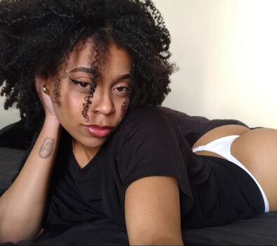 Full leaked Sweet poison private onlyfans photo