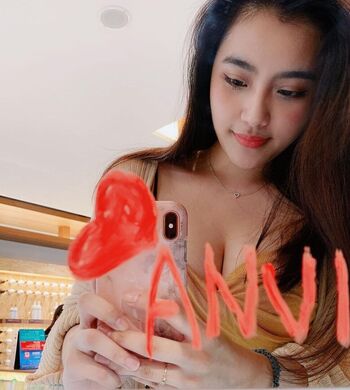 Full leaked Sweet private onlyfans photo