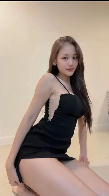 Full leaked Sweetthaigirlfriend private onlyfans photo