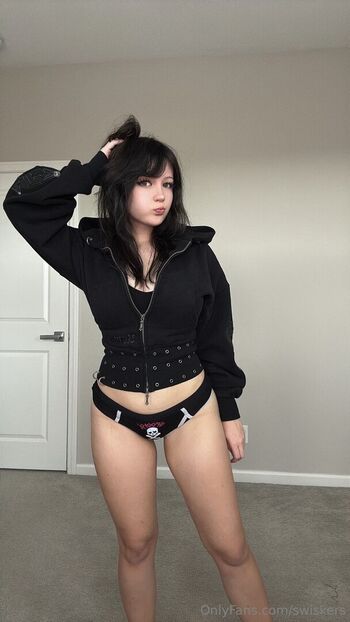 Full leaked Swiskers private onlyfans photo
