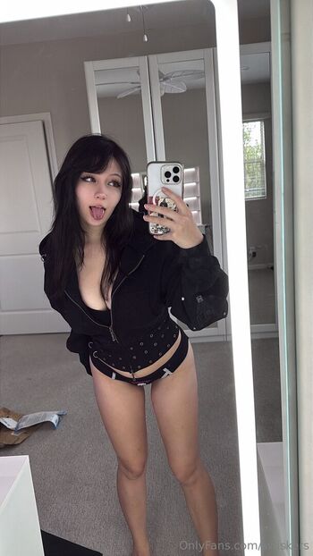 Full leaked Swiskers private onlyfans photo