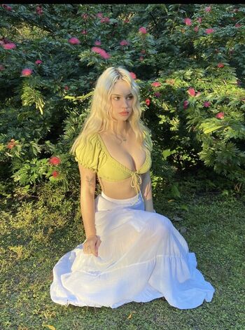 Full leaked Swordgirlfrend private onlyfans photo