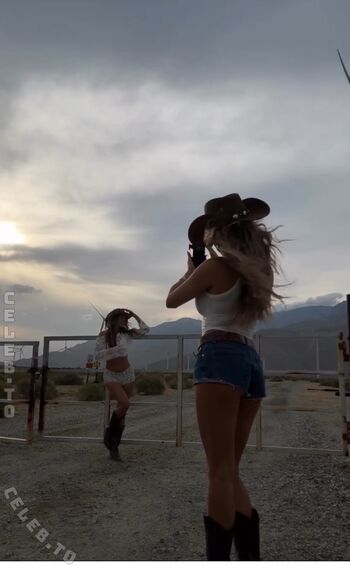 Full leaked Sydney ramolla private onlyfans photo