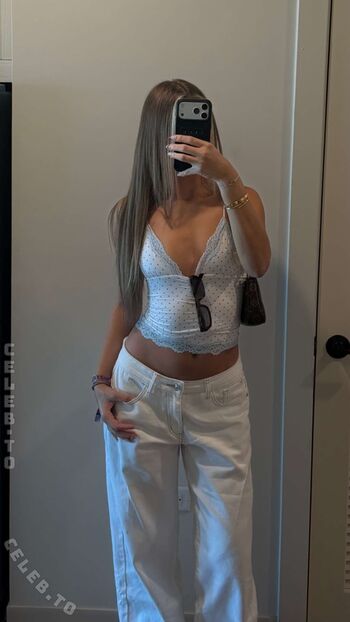 Full leaked Sydney ramolla private onlyfans photo