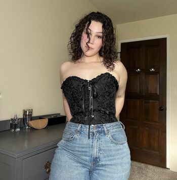 Full leaked Symone blust private onlyfans photo