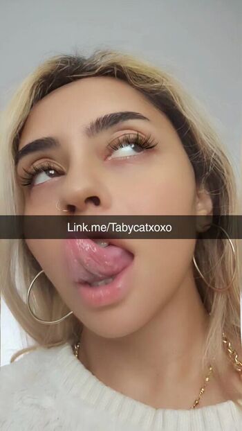 Full leaked Tabycatxoxo private onlyfans photo
