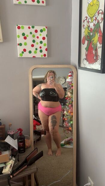 Full leaked Tahcake private onlyfans photo