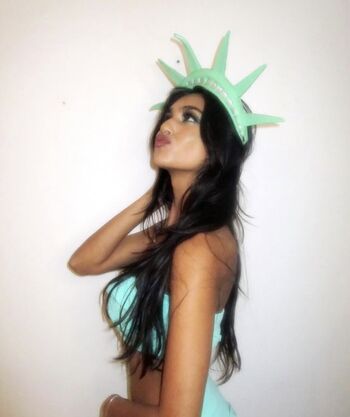 Full leaked Talkswithjewlz private onlyfans photo