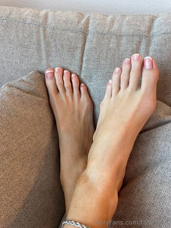Tall Fit Feet