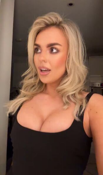 Full leaked Tallia storm page private onlyfans photo