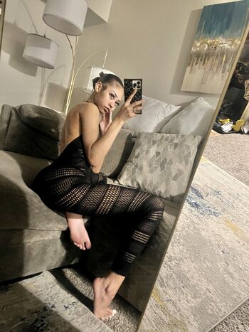 Full leaked Tameliaalexus private onlyfans photo