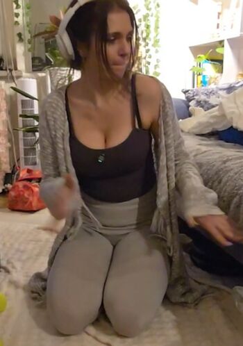 Full leaked Tania derveaux page private onlyfans photo