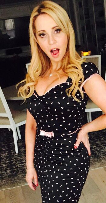 Full leaked Tara strong page private onlyfans photo