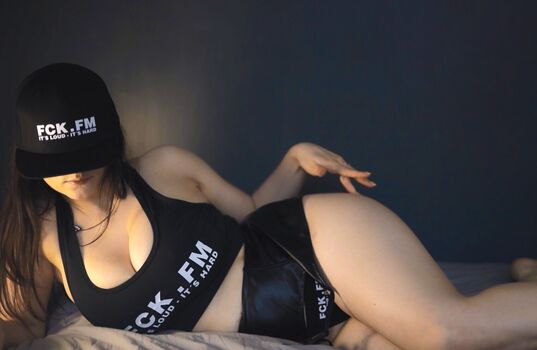 Full leaked Tarathewitch private onlyfans photo