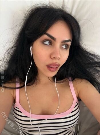 Full leaked Tarayummy private onlyfans photo