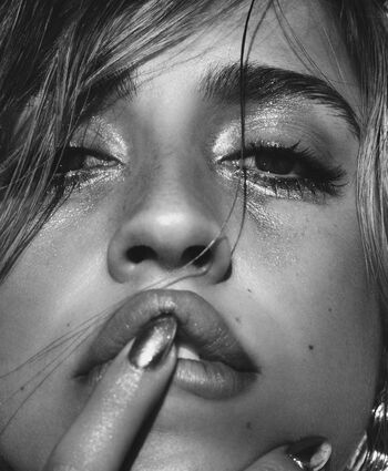 Full leaked Tate mcrae page private onlyfans photo