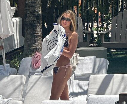 Full leaked Tate mcrae page private onlyfans photo