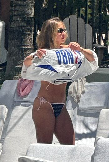 Full leaked Tate mcrae page private onlyfans photo