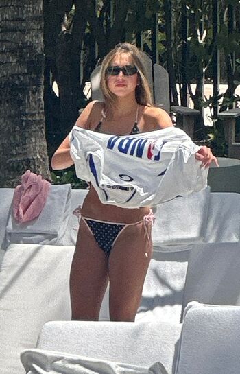 Full leaked Tate mcrae page private onlyfans photo