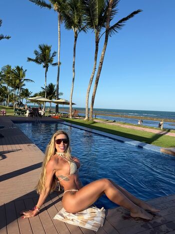 Full leaked Tatiane minerato page private onlyfans photo