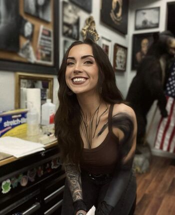 Full leaked Tatt tits private onlyfans photo