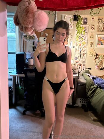 Full leaked Tatumwest private onlyfans photo