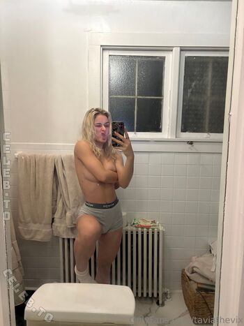 Full leaked Taviathevix page private onlyfans photo