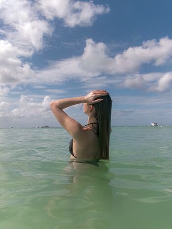 Full leaked Taycarrow private onlyfans photo