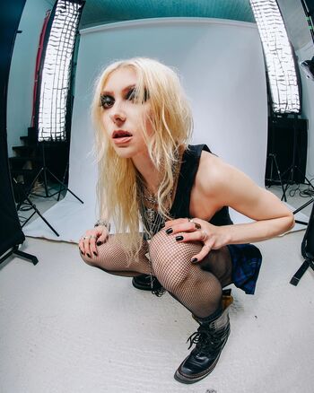 Full leaked Taylor momsen private onlyfans photo