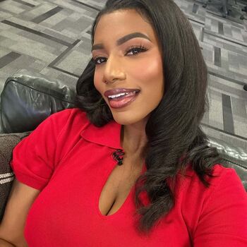 Full leaked Taylor rooks page private onlyfans photo
