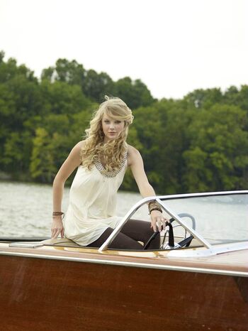 Full leaked Taylor swift  page private onlyfans photo