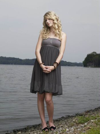 Full leaked Taylor swift  page private onlyfans photo