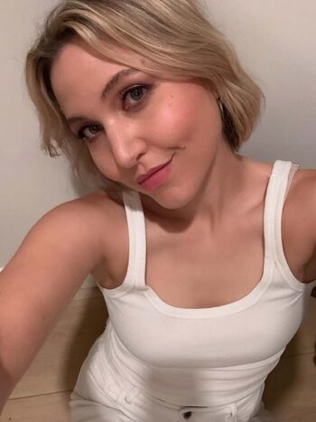 Full leaked Taylor tomlinson page private onlyfans photo