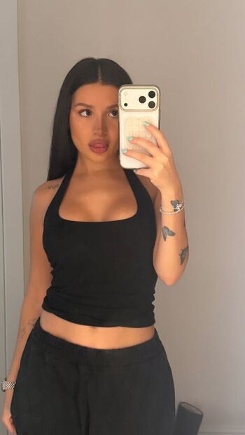 Full leaked Tenderlybae private onlyfans photo