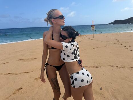 Full leaked Tenderlybae private onlyfans photo