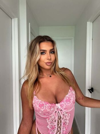 Full leaked Tenielle burgess private onlyfans photo