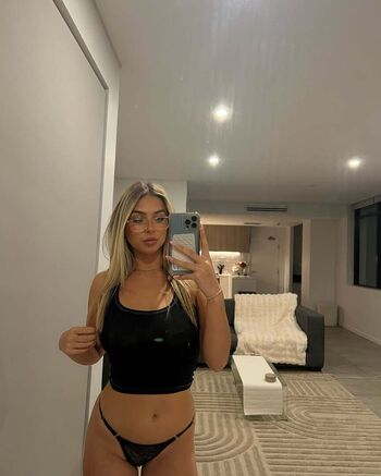 Full leaked Tenielle burgess private onlyfans photo