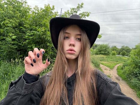 Full leaked Charlotte tate/ private onlyfans photo