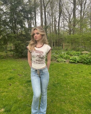 Full leaked Tess holloway private onlyfans photo