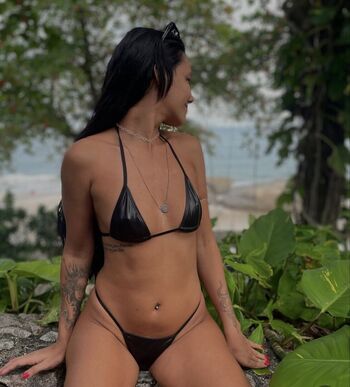 Full leaked Thaaynavicktoria private onlyfans photo