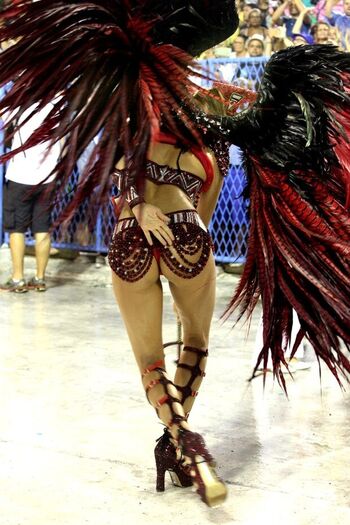 Thaila Ayala