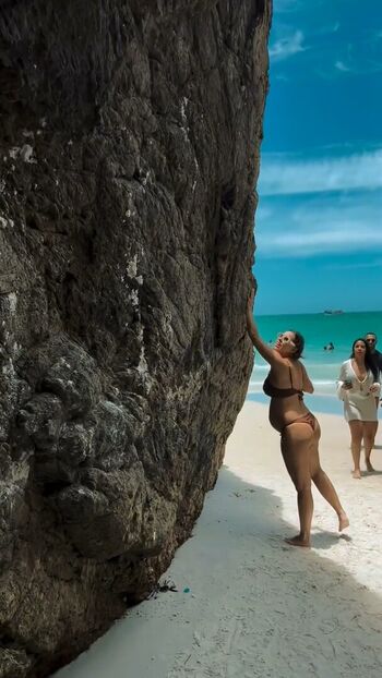 Full leaked Thati lopes private onlyfans photo