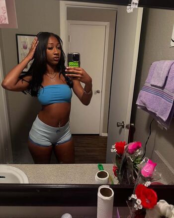 Full leaked Thatprettymfc private onlyfans photo