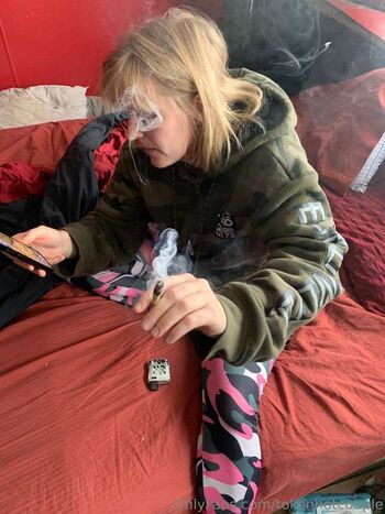 Full leaked Gloom / private onlyfans photo