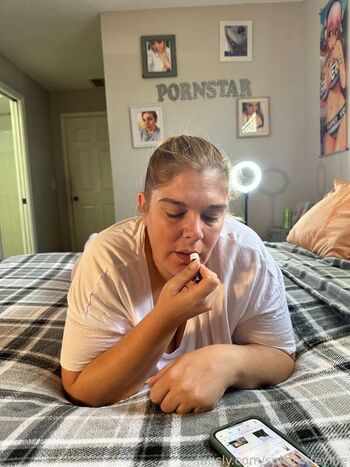 Full leaked The glazed wife private onlyfans photo