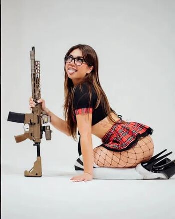 The Victoria's Secret Shine/Sparkle Strap Bra, Thong, and Lingerie Thread!