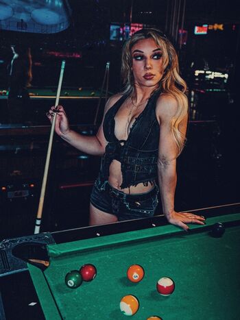 Full leaked Thea hail page private onlyfans photo